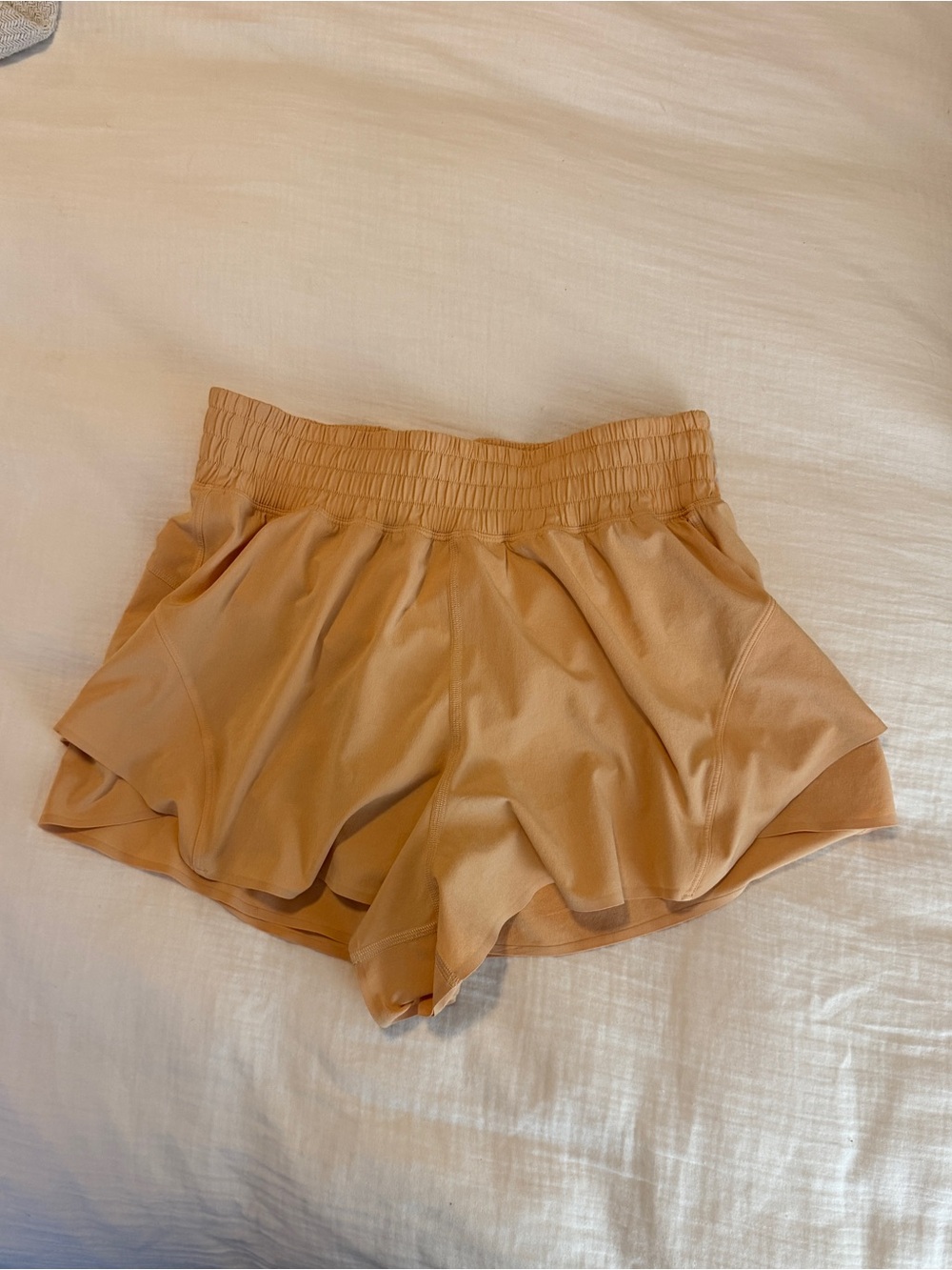 Lululemon shake it out shorts